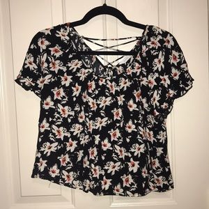 Black floral crop top